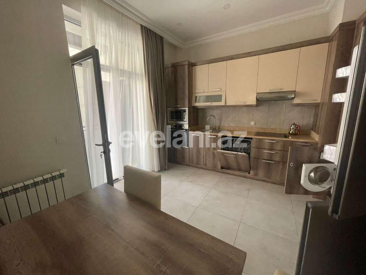 Kirayə verilir, yeni tikili, 3 otaqlı, 130 m², Bakı, Xətai r, Şah İsmayıl Xətai m.