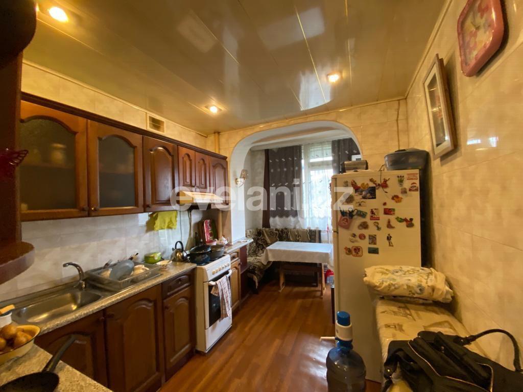 Satılır, köhnə tikili, 2 otaqlı, 65 m², Bakı, Nərimanov r, Montin q, Nəriman Nərimanov m.