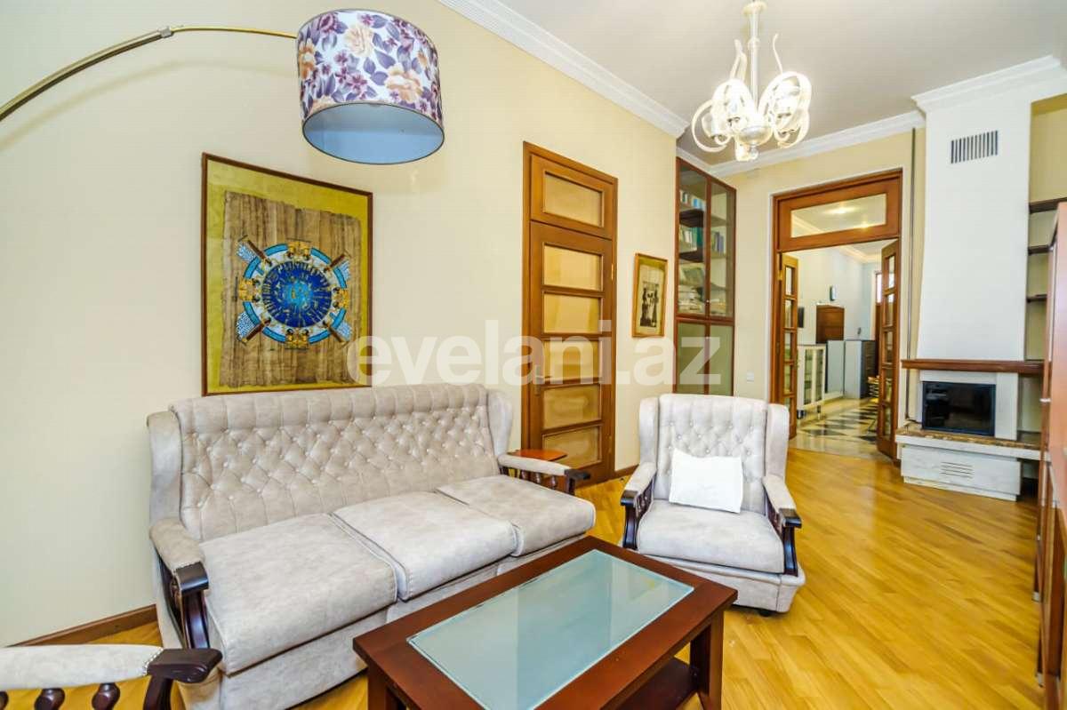 Rent, old building, 3 room, 100 m², Baku, Sabail r, Sahil m.