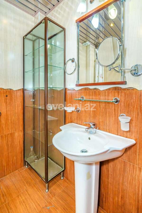 Rent, old building, 3 room, 100 m², Baku, Sabail r, Sahil m.