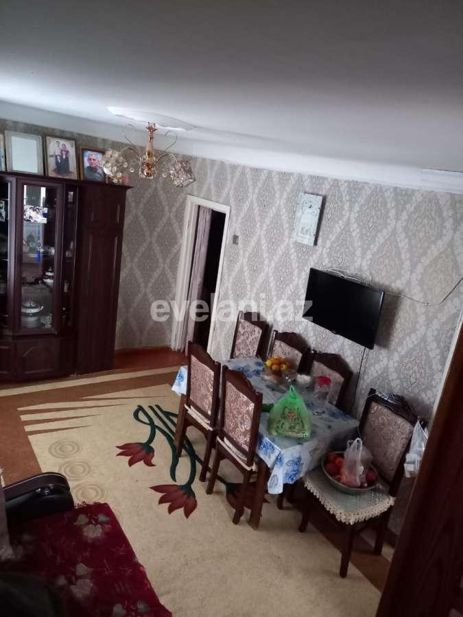 Satılır, köhnə tikili, 2 otaqlı, 30 m², Sumqayıt, 3-cü mikrorayon r.