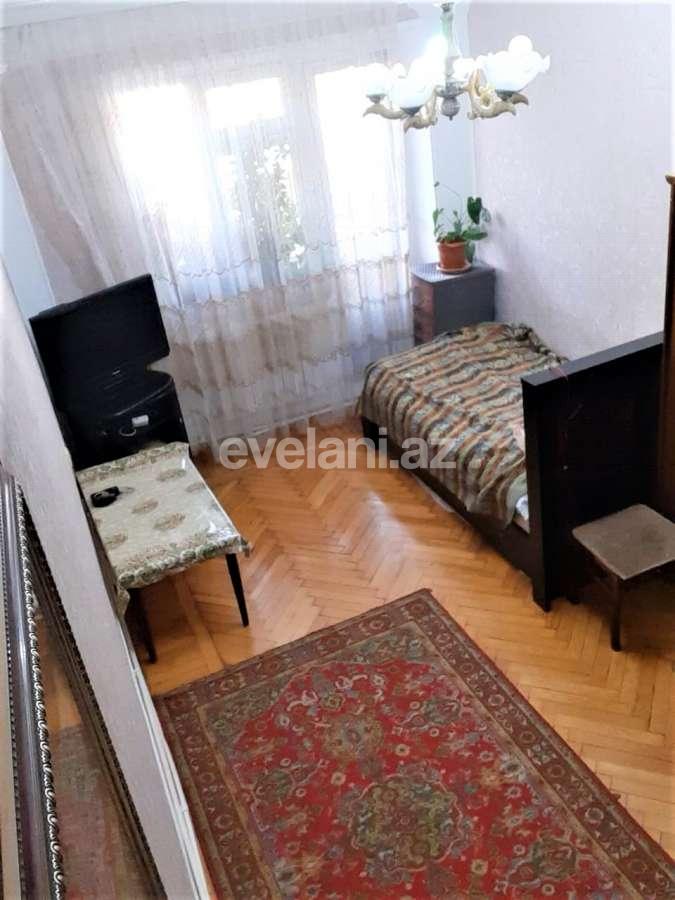Satılır, köhnə tikili, 4 otaqlı, 85 m², Bakı, Nizami r, 8-ci kilometr q, Neftçilər m.