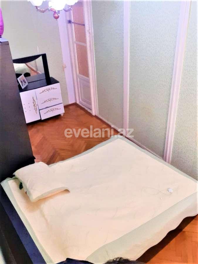 Satılır, köhnə tikili, 4 otaqlı, 85 m², Bakı, Nizami r, 8-ci kilometr q, Neftçilər m.