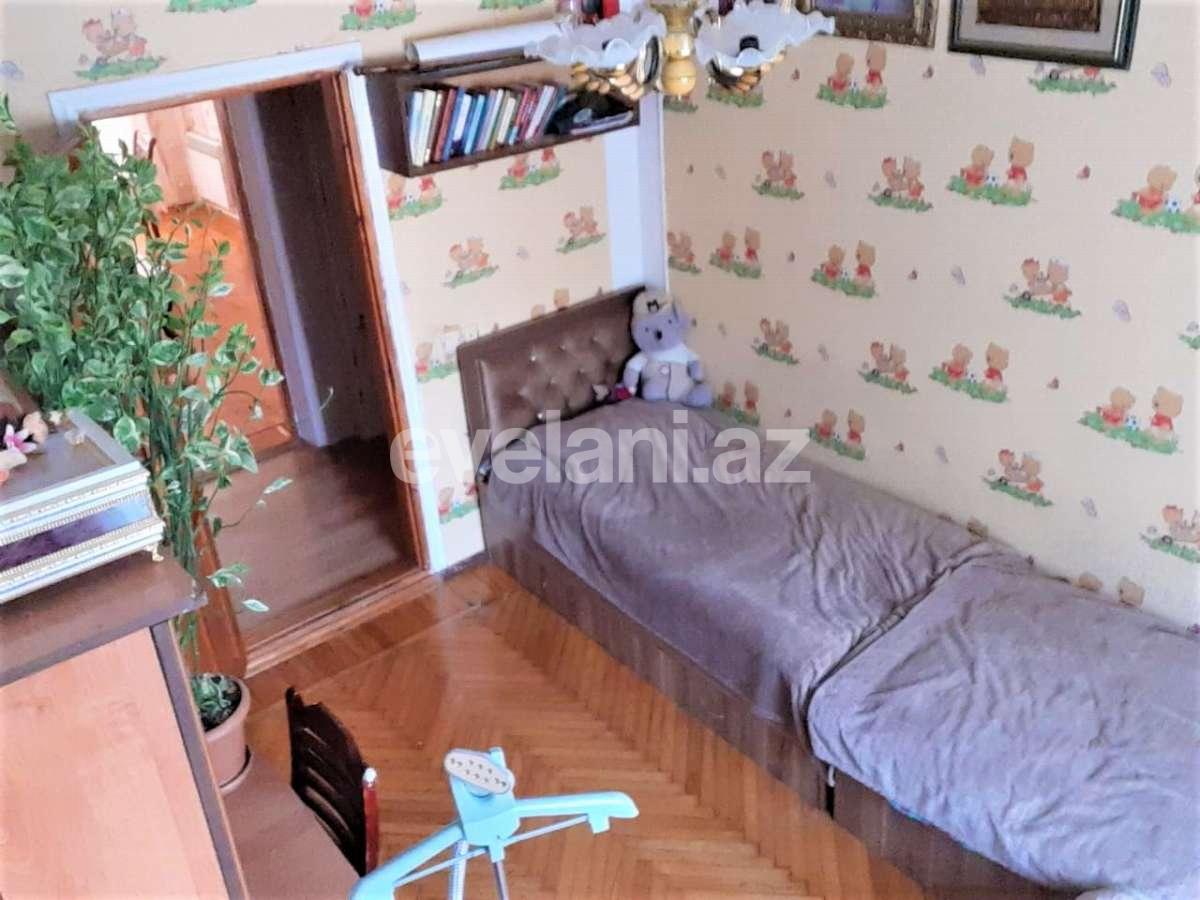 Satılır, köhnə tikili, 4 otaqlı, 85 m², Bakı, Nizami r, 8-ci kilometr q, Neftçilər m.