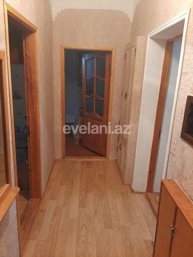 Satılır, köhnə tikili, 4 otaqlı, 85 m², Bakı, Nizami r, 8-ci kilometr q, Neftçilər m.