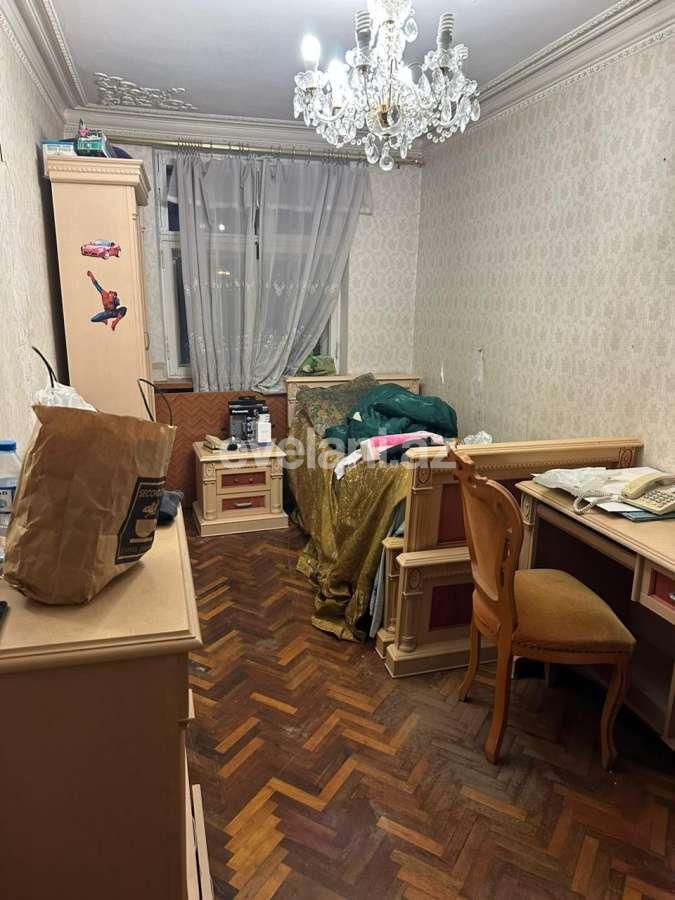 Продаётся, вторичка, 3-комнаты, 75 m², Баку, Ясамальский r, Элмляр Академиясы m.