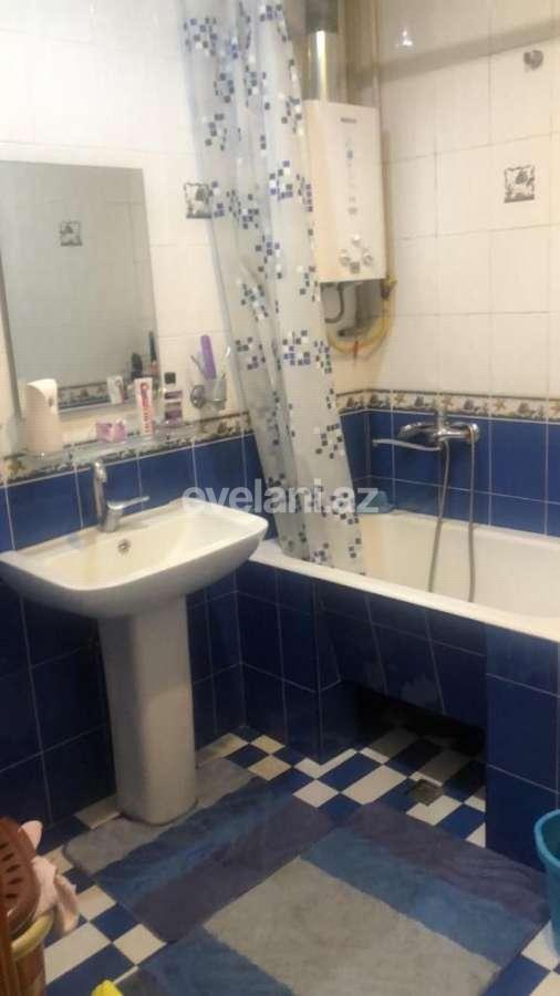 Satılır, köhnə tikili, 3 otaqlı, 85 m², Bakı, Binəqədi r, 8-ci mikrorayon q.