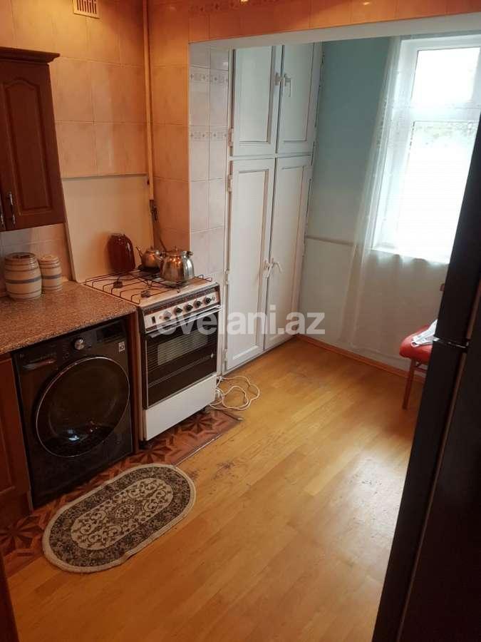 Satılır, köhnə tikili, 4 otaqlı, 100 m², Bakı, Binəqədi r, Binəqədi q.