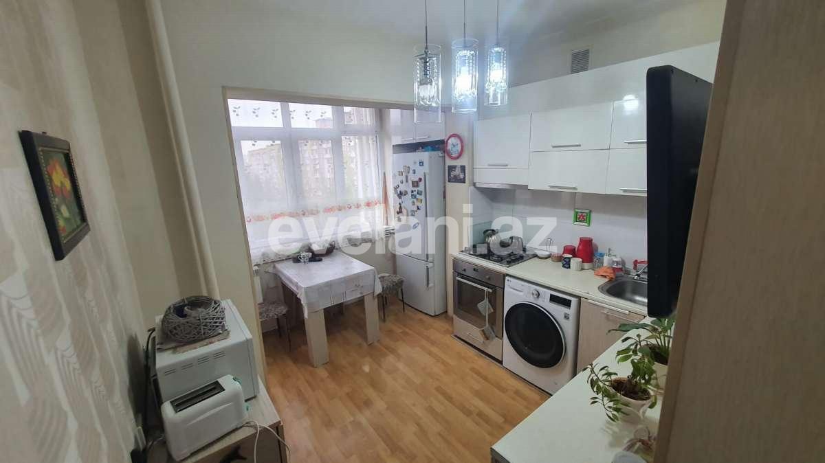 Sale, old building, 3 room, 75 m², Baku, Nasimi r, Memar Ajami m.