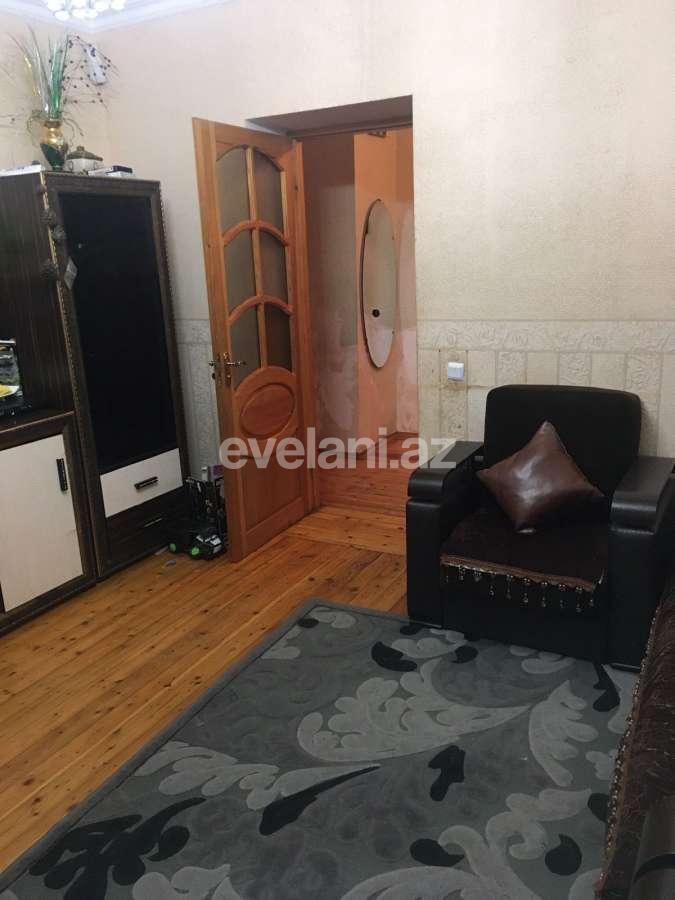 Satılır, köhnə tikili, 3 otaqlı, 70 m², Sumqayıt, 13-cü mikrorayon r.