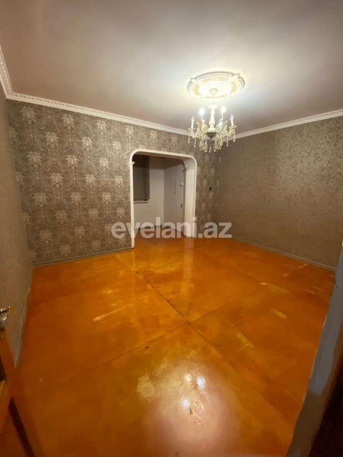 Satılır, köhnə tikili, 2 otaqlı, 30 m², Sumqayıt, 13-cü mikrorayon r.
