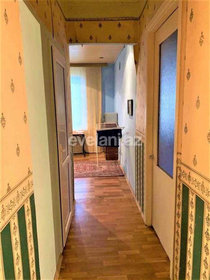 Satılır, köhnə tikili, 3 otaqlı, 75 m², Bakı, Nizami r, Qara Qarayev m.