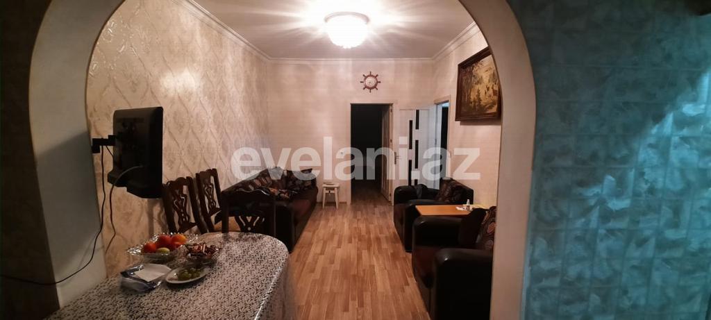 Satılır, köhnə tikili, 3 otaqlı, 55 m², Bakı, Nəsimi r, Memar Əcəmi m.