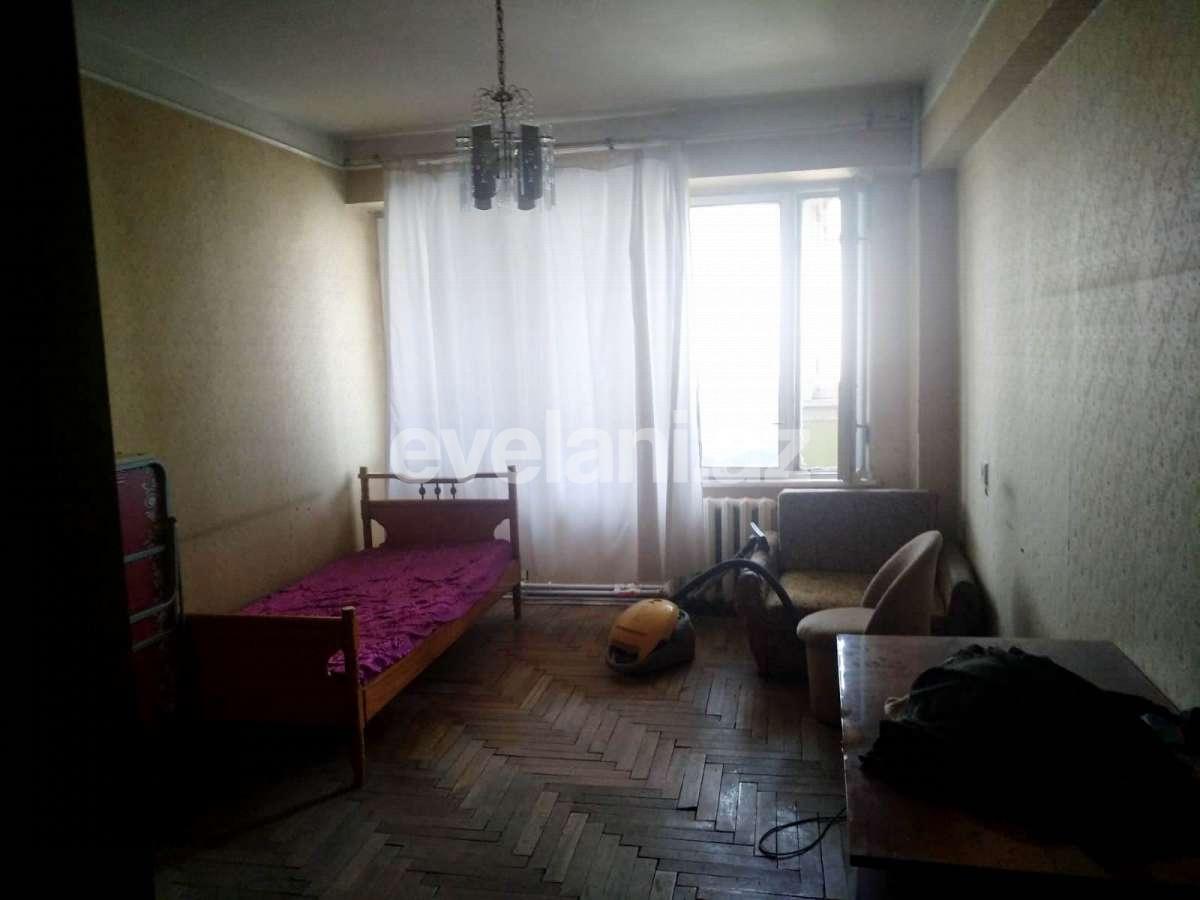 Satılır, köhnə tikili, 4 otaqlı, 110 m², Bakı, Yasamal r, Yasamal q.