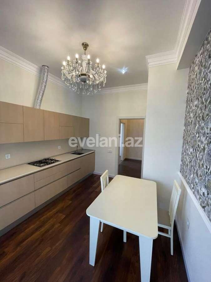 Kirayə verilir, yeni tikili, 3 otaqlı, 102 m², Bakı, 28 may m.