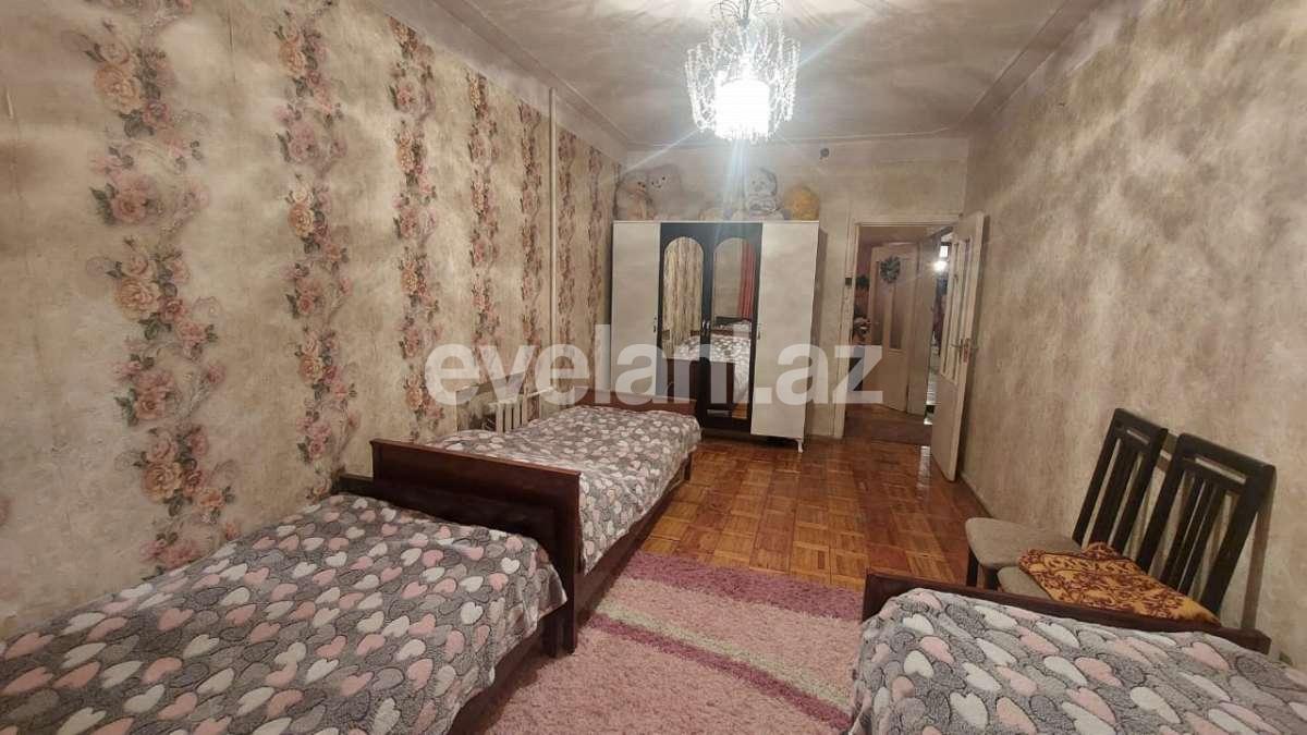 Продаётся, вторичка, 4-комнаты, 85 m², Баку, Бинагадинский r, 7-й микрорайон p, Азадлыг проспекти m.