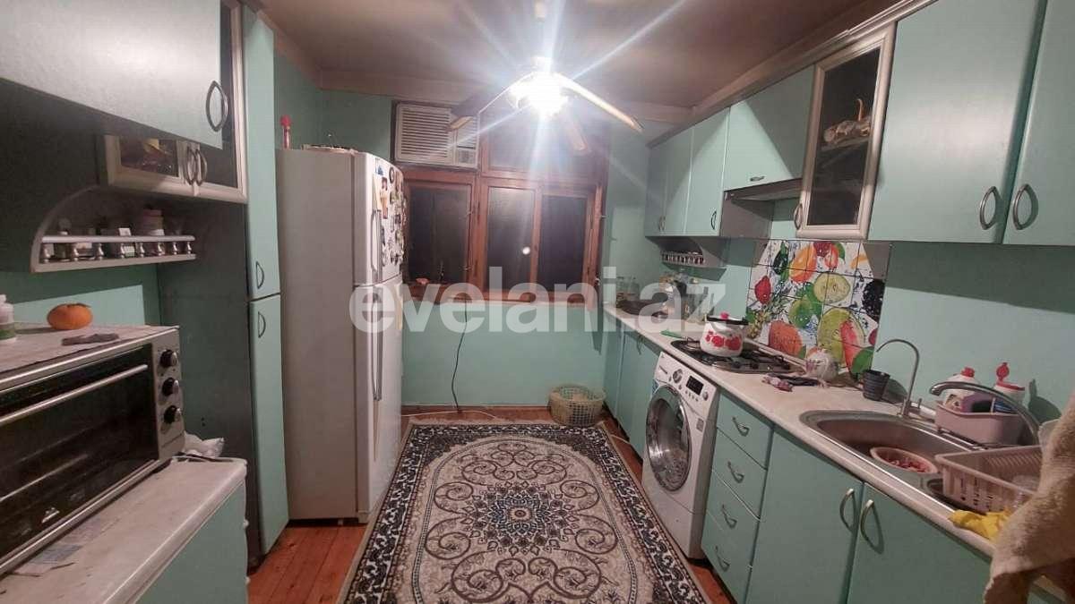 Продаётся, вторичка, 4-комнаты, 85 m², Баку, Бинагадинский r, 7-й микрорайон p, Азадлыг проспекти m.