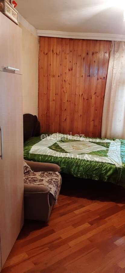 Satılır, köhnə tikili, 3 otaqlı, 75 m², Bakı, Yasamal r, İnşaatçılar m.