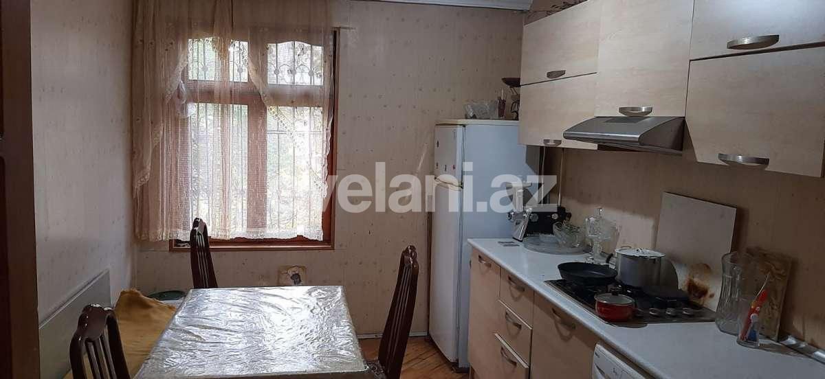 Satılır, köhnə tikili, 3 otaqlı, 75 m², Bakı, Yasamal r, İnşaatçılar m.