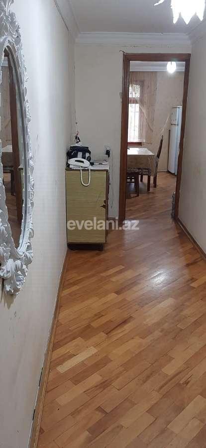 Satılır, köhnə tikili, 3 otaqlı, 75 m², Bakı, Yasamal r, İnşaatçılar m.