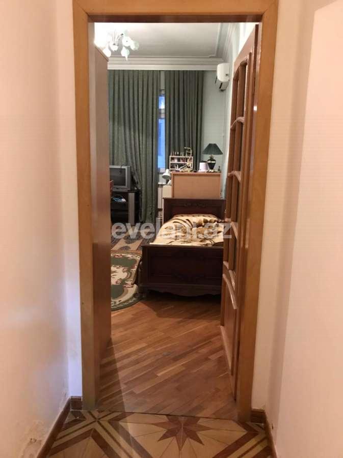 Satılır, yeni tikili, 4 otaqlı, 145 m², Bakı, Yasamal r, İnşaatçılar m.