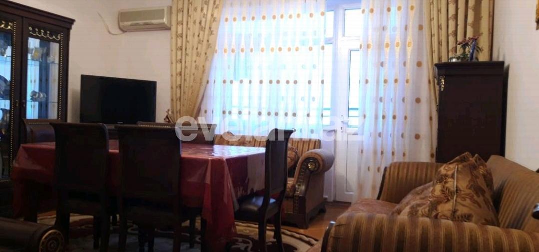 Satılır, yeni tikili, 4 otaqlı, 145 m², Bakı, Yasamal r, İnşaatçılar m.
