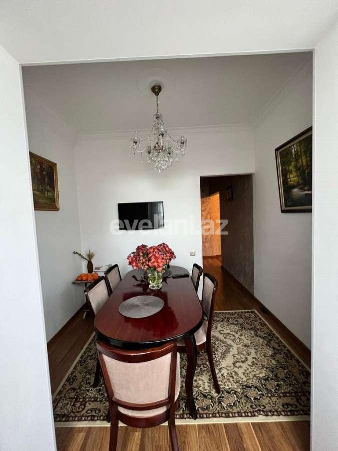 Satılır, köhnə tikili, 2 otaqlı, 40 m², Bakı, Binəqədi r, Nəsimi m.