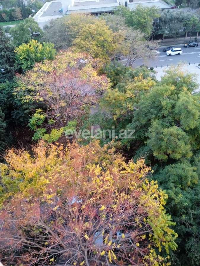 Sale, old building, 3 room, 96 m², Baku, Nasimi r.