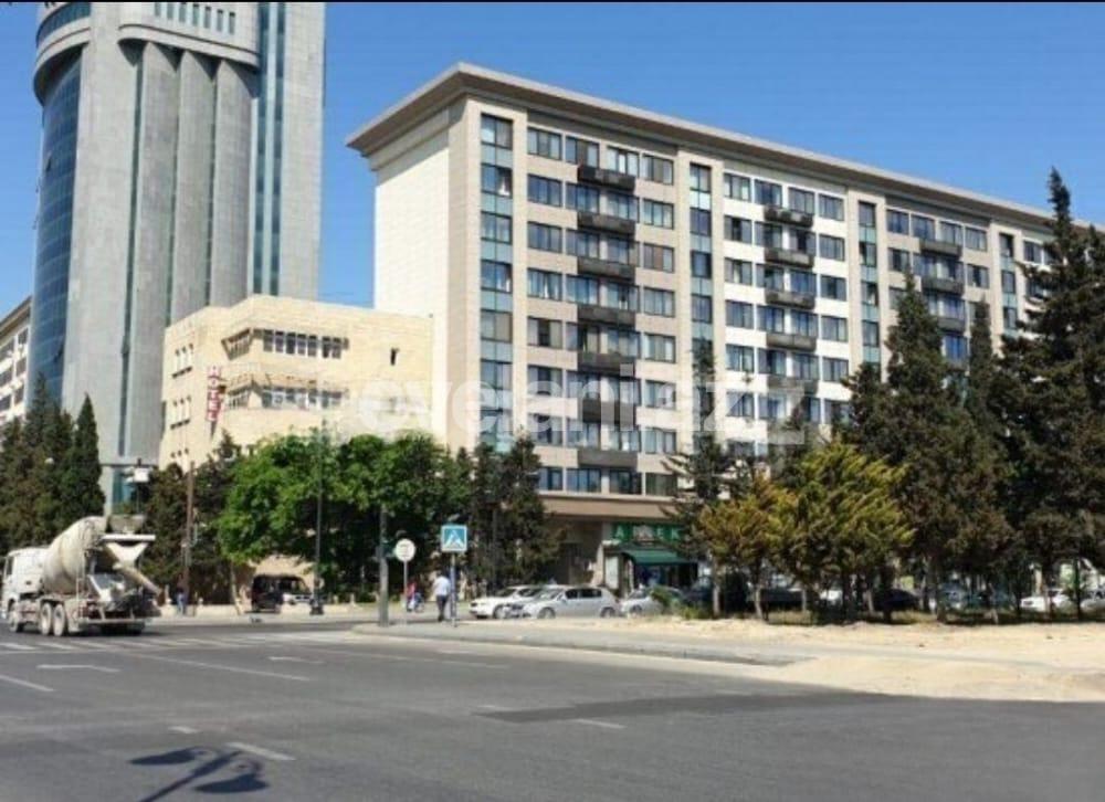 Продаётся, вторичка, 3-комнаты, 110 m², Баку, Наримановский r, Гянджлик m.