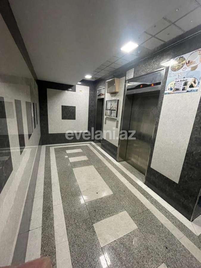 Satılır, yeni tikili, 4 otaqlı, 190 m², Bakı, Binəqədi r, 8-ci mikrorayon q, Azadlıq prospekti m.