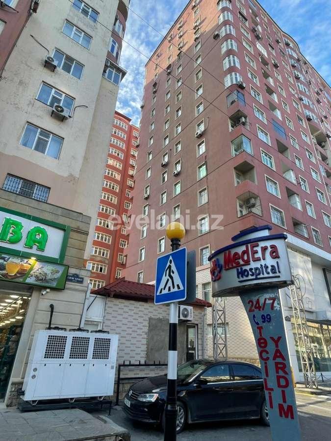 Satılır, yeni tikili, 4 otaqlı, 190 m², Bakı, Binəqədi r, 8-ci mikrorayon q, Azadlıq prospekti m.