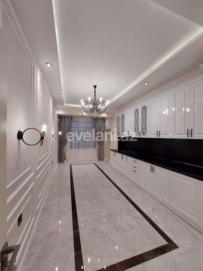 Sale, new building, 4 room, 207 m², Baku, Nasimi r.