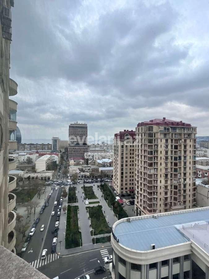 Kirayə verilir, yeni tikili, 3 otaqlı, 137 m², Bakı, Nəsimi r, 28 may m.