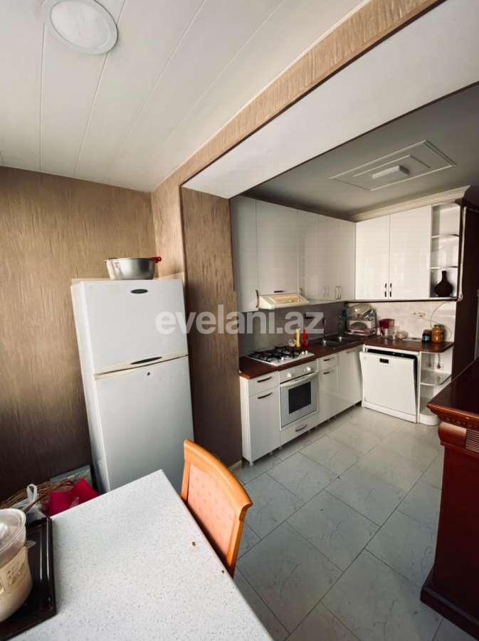 Kirayə verilir, köhnə tikili, 2 otaqlı, 66 m², Bakı, Yasamal r, Elmlər Akademiyası m.