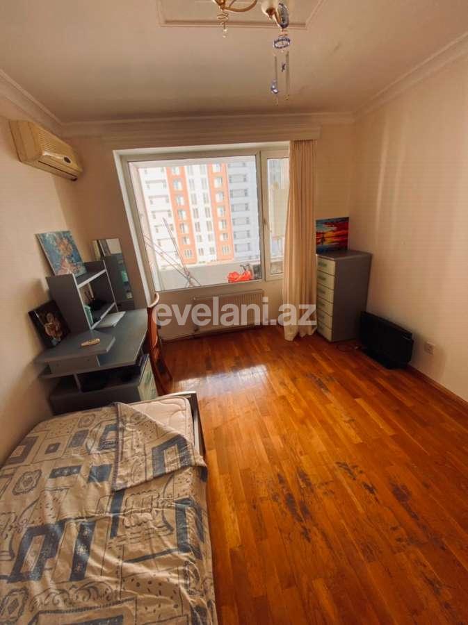 Kirayə verilir, köhnə tikili, 2 otaqlı, 66 m², Bakı, Yasamal r, Elmlər Akademiyası m.