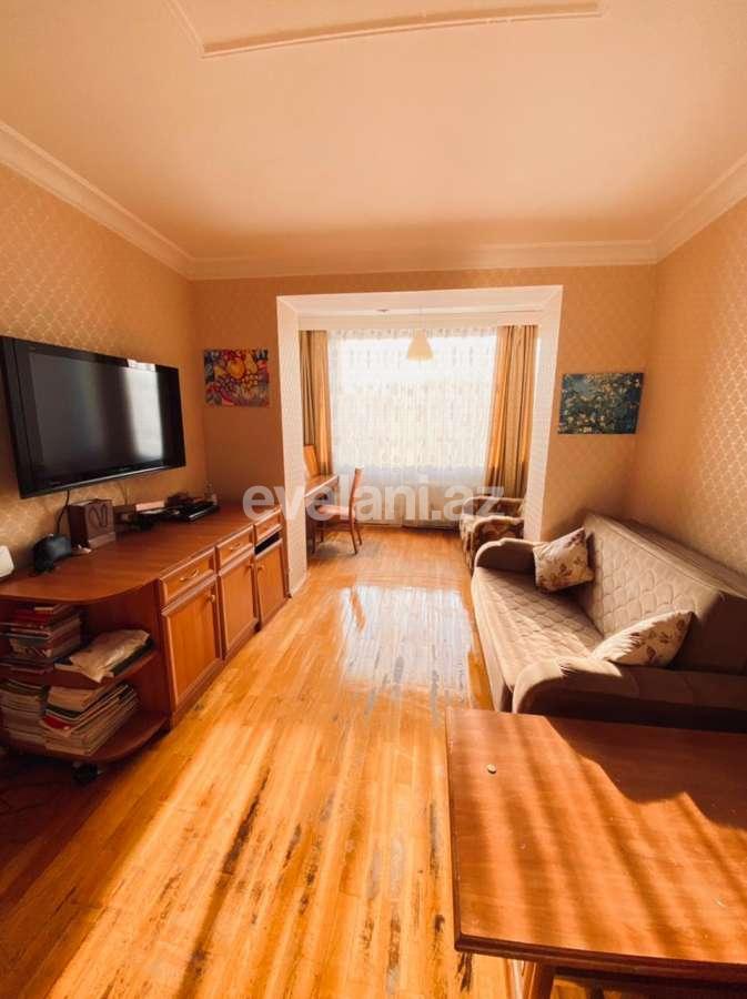 Kirayə verilir, köhnə tikili, 2 otaqlı, 66 m², Bakı, Yasamal r, Elmlər Akademiyası m.