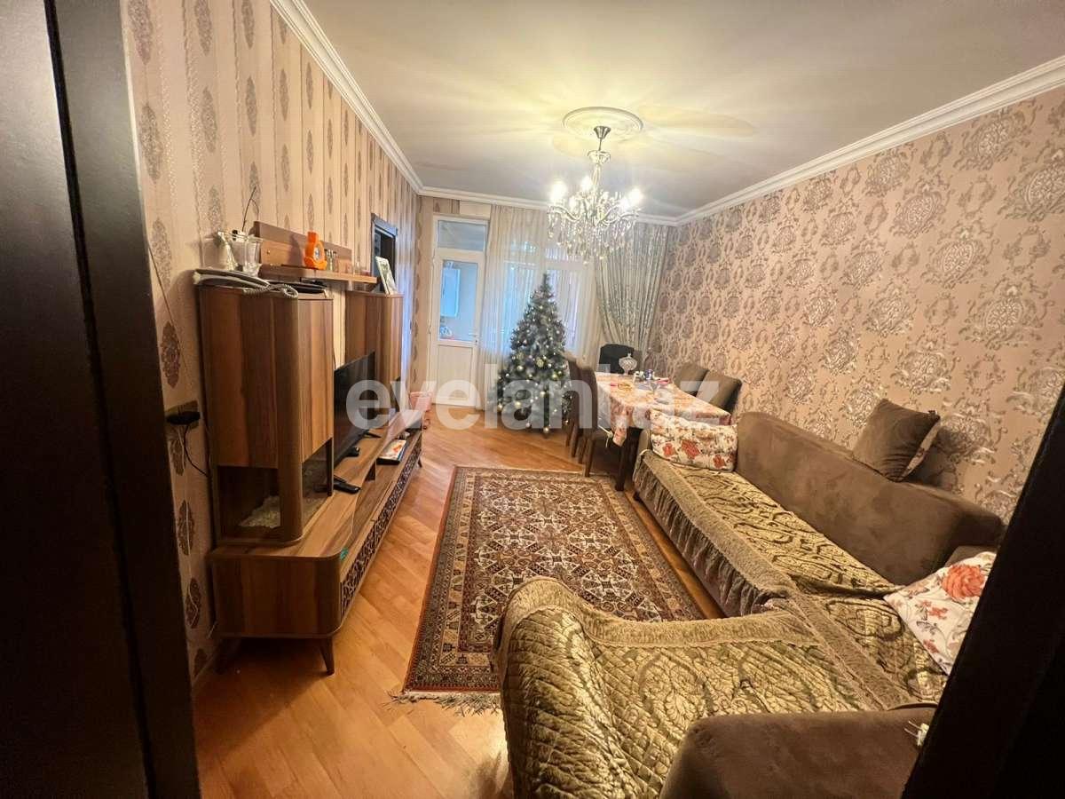 Satılır, köhnə tikili, 2 otaqlı, 50 m², Bakı, Nəsimi r, Memar Əcəmi m.