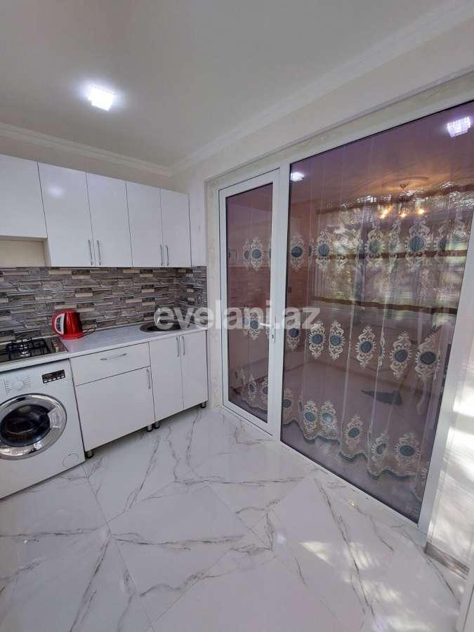 Satılır, köhnə tikili, 2 otaqlı, 40 m², Bakı, Nizami r, Xalqlar Dostluğu m.