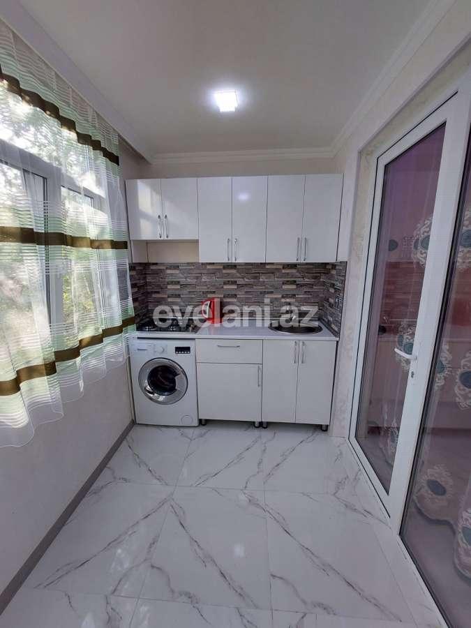 Satılır, köhnə tikili, 2 otaqlı, 40 m², Bakı, Nizami r, Xalqlar Dostluğu m.