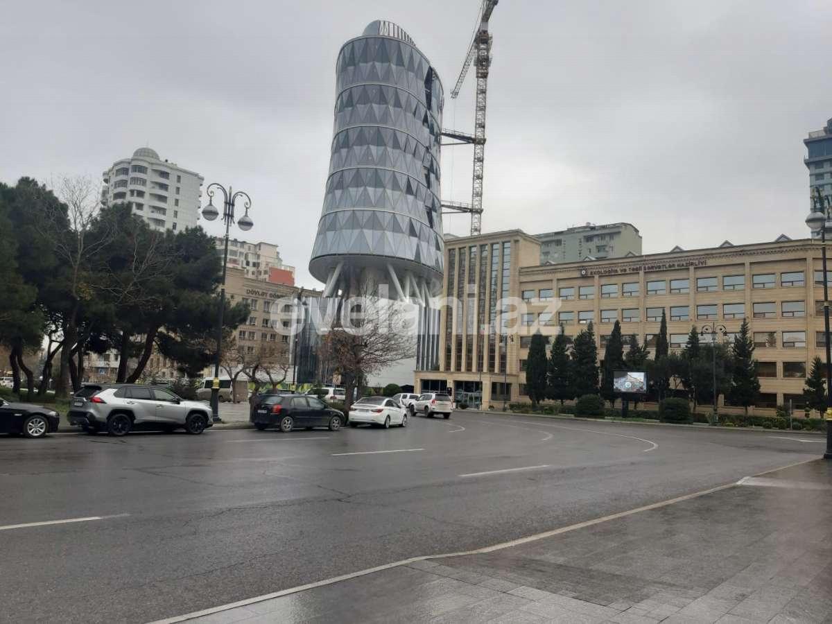 Satılır, yeni tikili, 2 otaqlı, 75 m², Bakı, Yasamal r, Elmlər Akademiyası m.