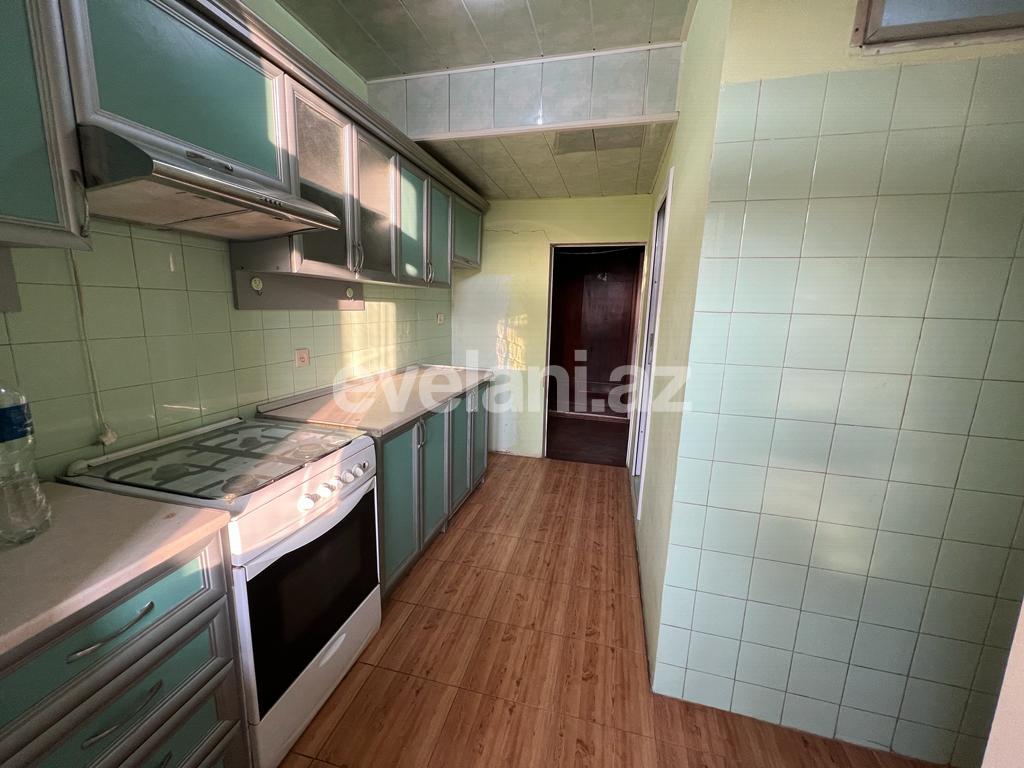 Satılır, köhnə tikili, 2 otaqlı, 60 m², Bakı, Yasamal r, Nizami m.