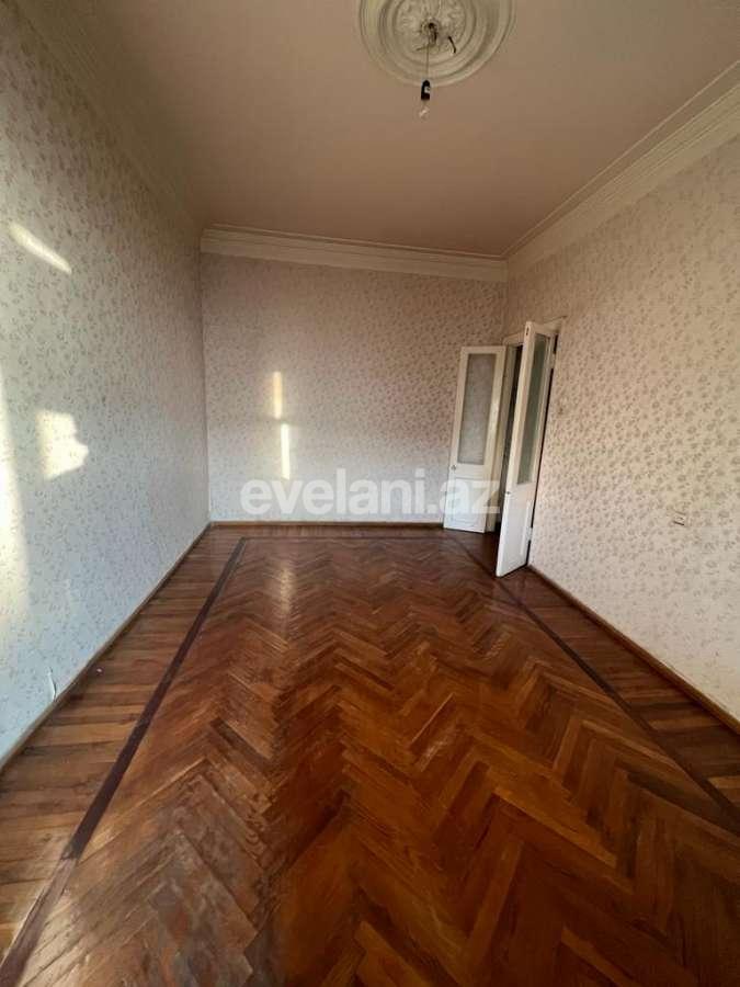 Satılır, köhnə tikili, 2 otaqlı, 60 m², Bakı, Yasamal r, Nizami m.