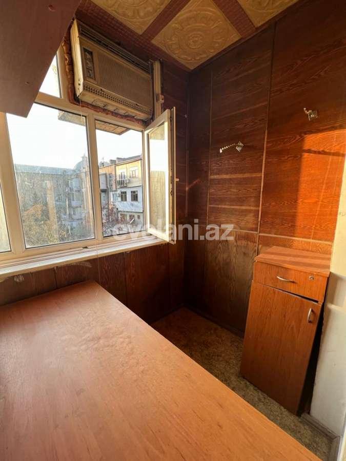 Satılır, köhnə tikili, 2 otaqlı, 60 m², Bakı, Yasamal r, Nizami m.