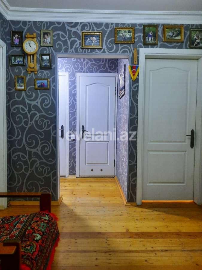 Satılır, köhnə tikili, 33 otaqlı, 82 m², Bakı, Xətai r, Əhmədli q, Əhmədli m.