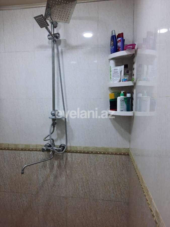 Satılır, köhnə tikili, 33 otaqlı, 82 m², Bakı, Xətai r, Əhmədli q, Əhmədli m.