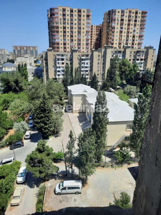 Satılır, köhnə tikili, 33 otaqlı, 82 m², Bakı, Xətai r, Əhmədli q, Əhmədli m.