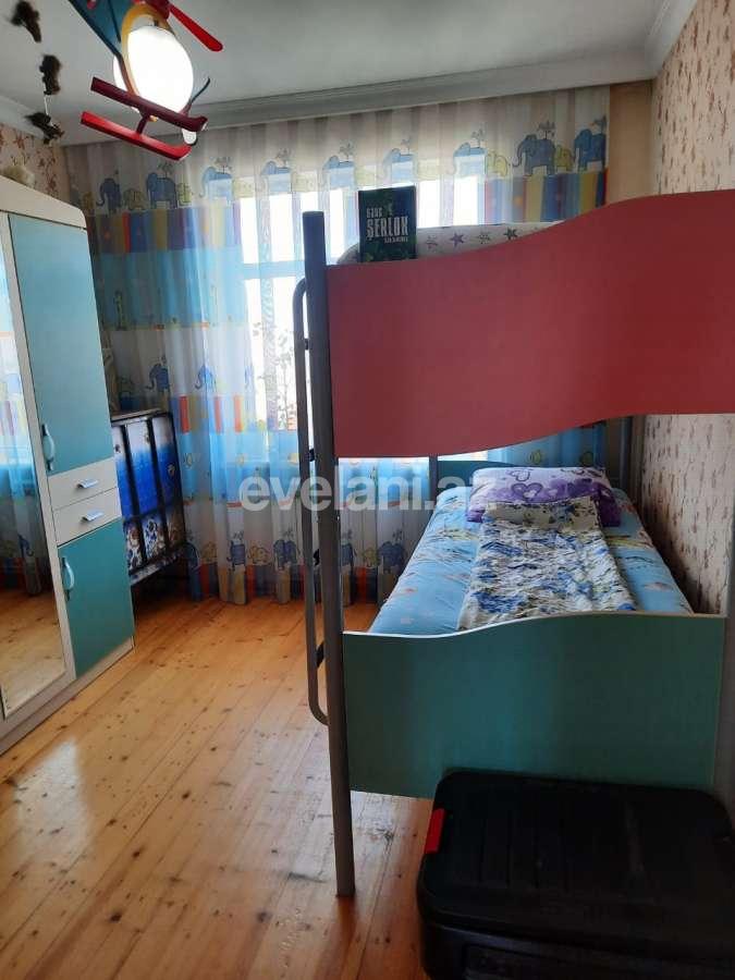 Satılır, köhnə tikili, 33 otaqlı, 82 m², Bakı, Xətai r, Əhmədli q, Əhmədli m.