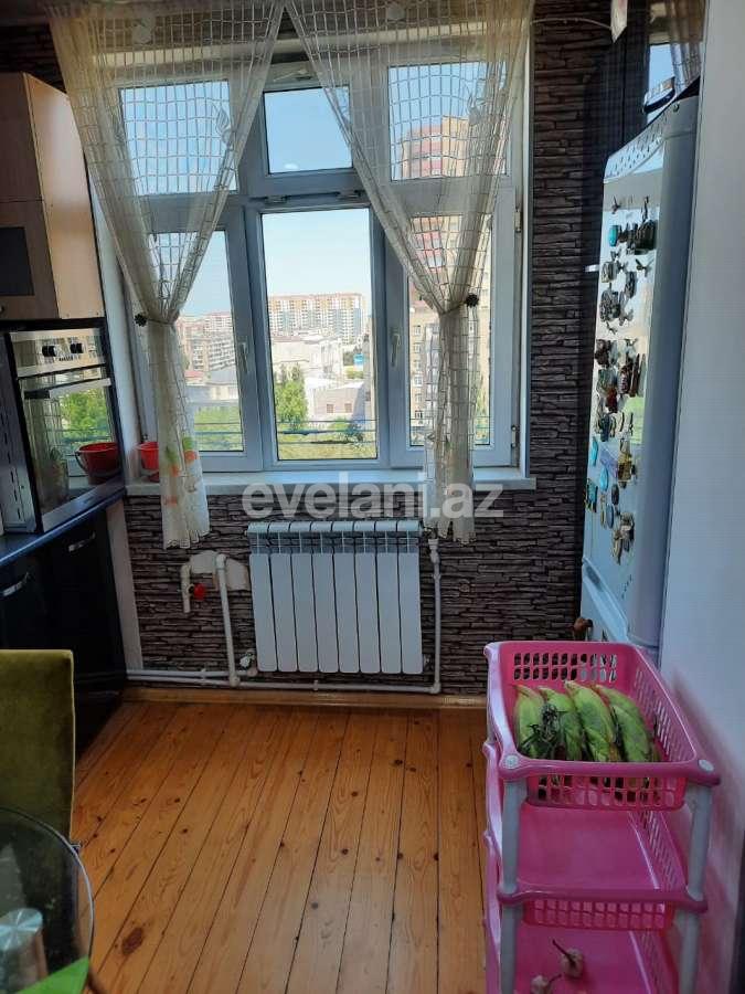 Satılır, köhnə tikili, 33 otaqlı, 82 m², Bakı, Xətai r, Əhmədli q, Əhmədli m.