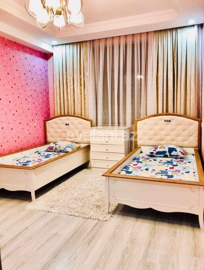 Satılır, yeni tikili, 3 otaqlı, 70 m², Bakı, Sabunçu r, Yeni Ramana q, Koroğlu m.