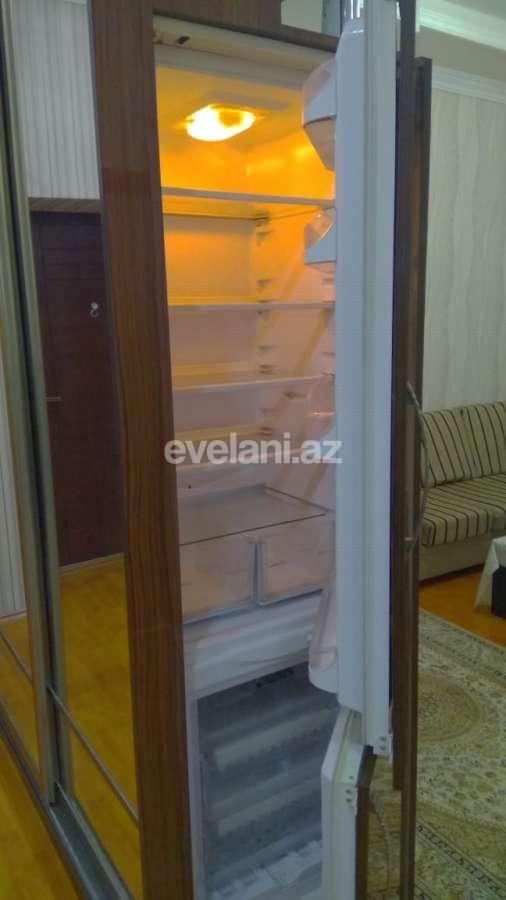 Satılır, köhnə tikili, 3 otaqlı, 63 m², Bakı, Səbail r, Sahil m.